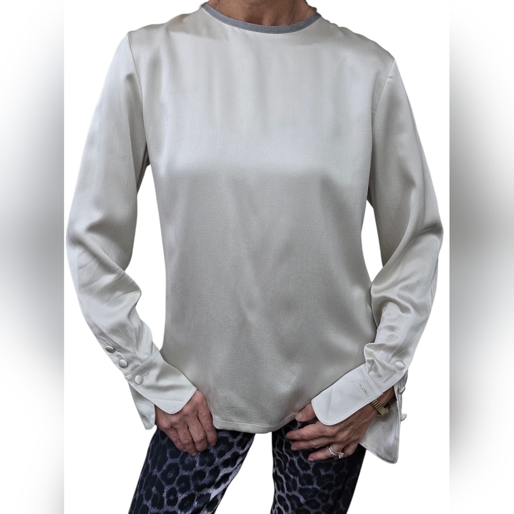 Dana Buchman 100% Silk Blouse Cream Minimal Back Button Top 4